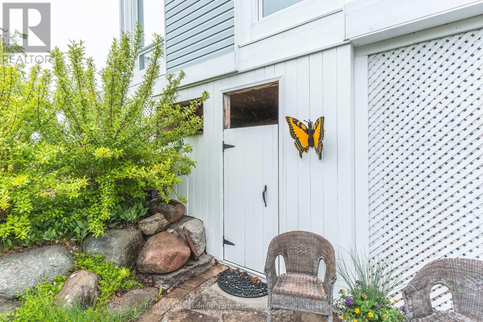 451 Fairbairn Road, Kawartha Lakes, Ontario  K0M 1A0 - Photo 48 - X12182250
