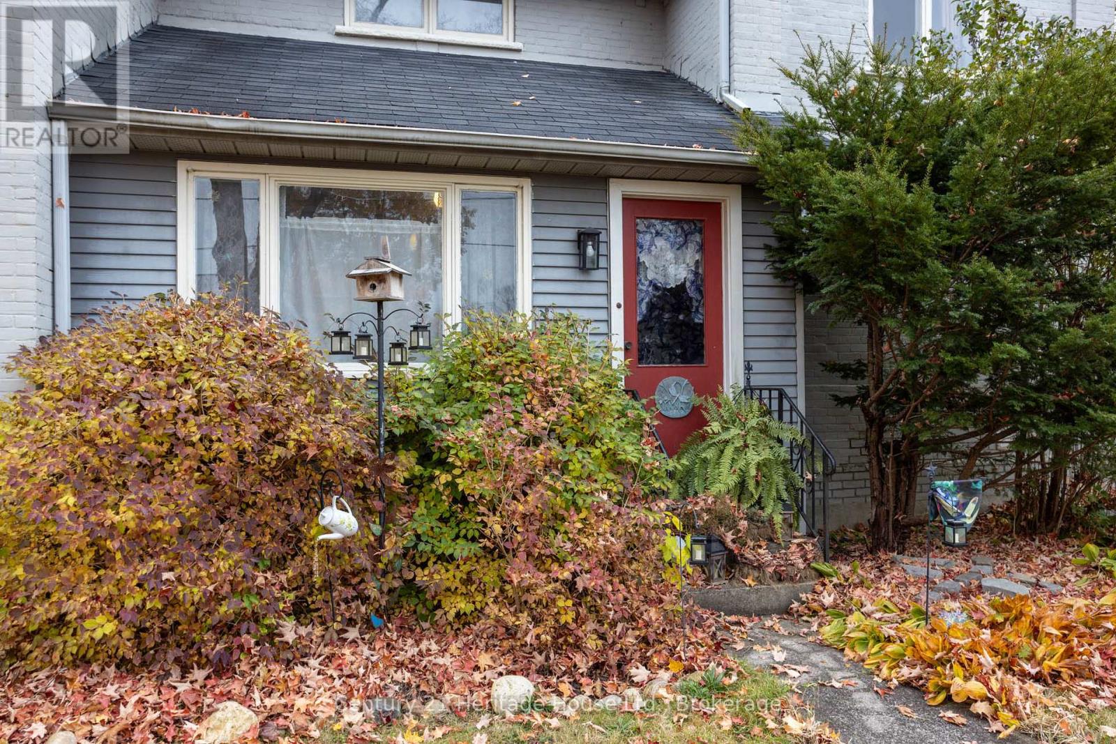 397 Lambton Street, West Grey, Ontario  N0G 1R0 - Photo 35 - X12181726