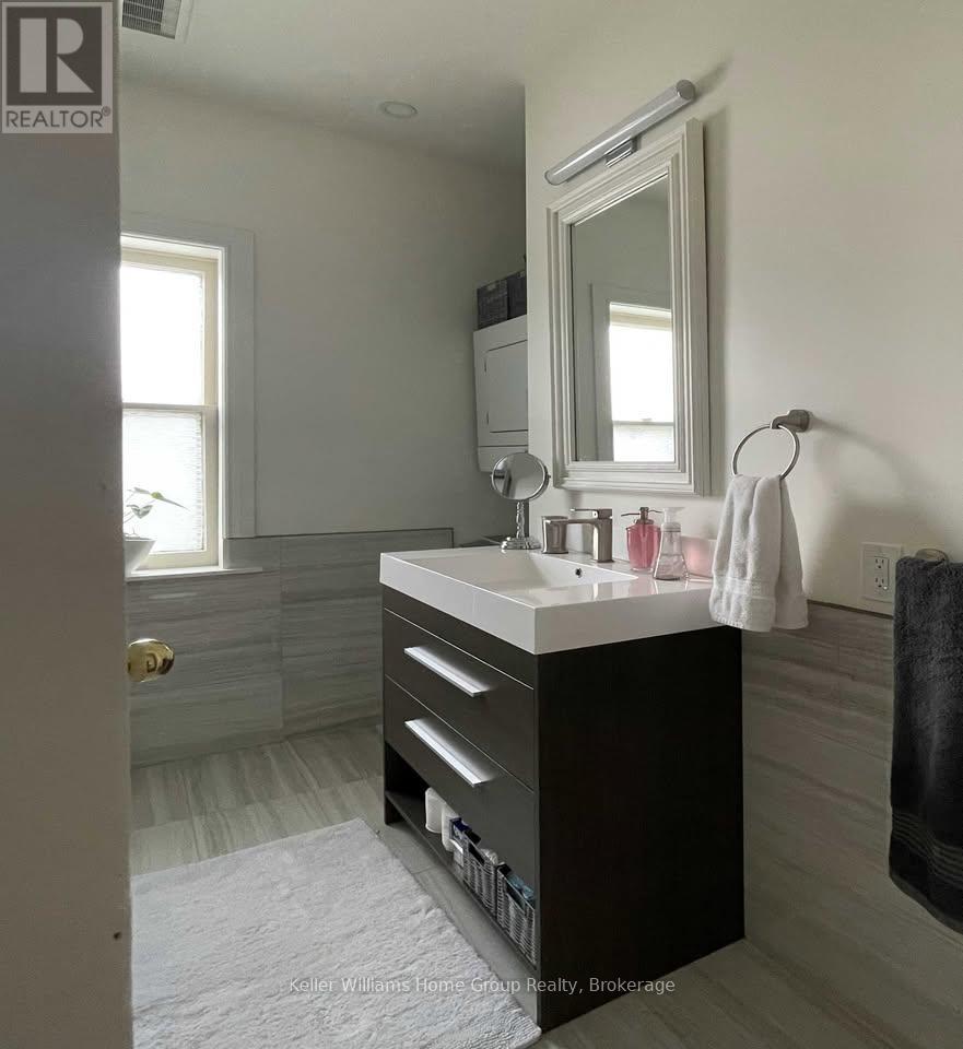 3 Paisley Road, Guelph (Downtown), Ontario  N1H 2N5 - Photo 7 - X12174771
