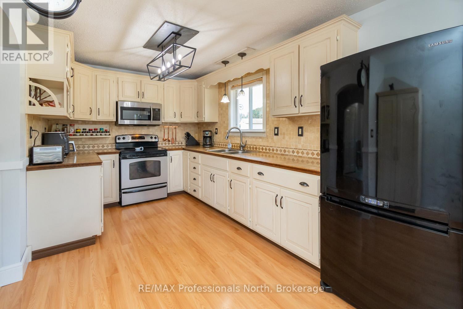 1400 Old Muskoka Road S, Huntsville, Ontario  P0B 1M0 - Photo 26 - X12185601