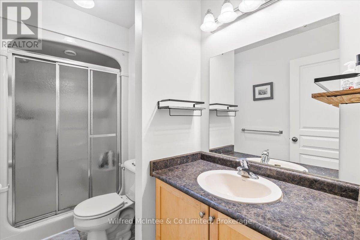 9 Malcolm Street, Huron-Kinloss, Ontario  N0G 2R0 - Photo 14 - X12185414