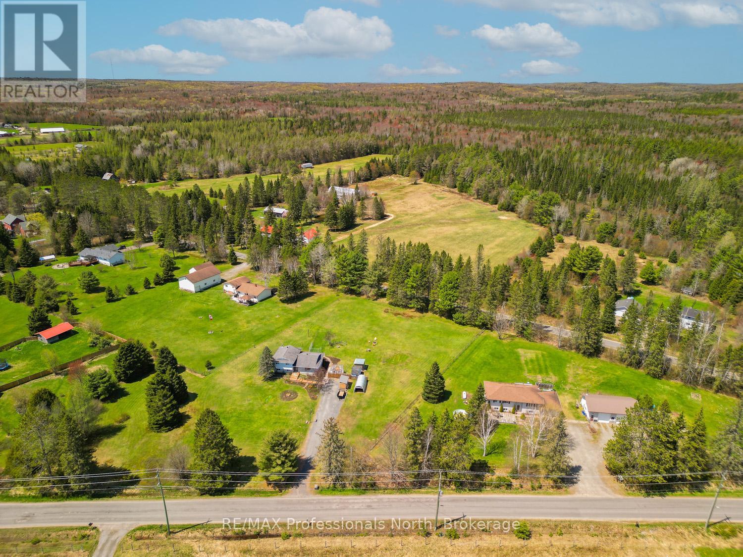 1400 Old Muskoka Road S, Huntsville, Ontario  P0B 1M0 - Photo 13 - X12185601