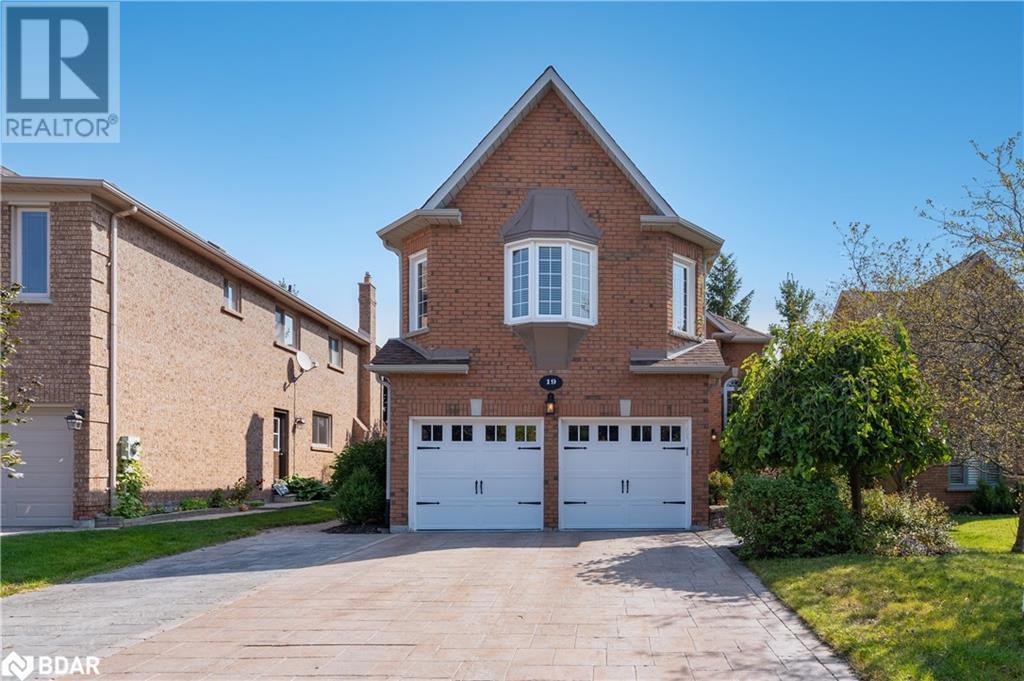 19 Grand Forest Drive, Barrie, Ontario  L4N 7E7 - Photo 2 - 40736118