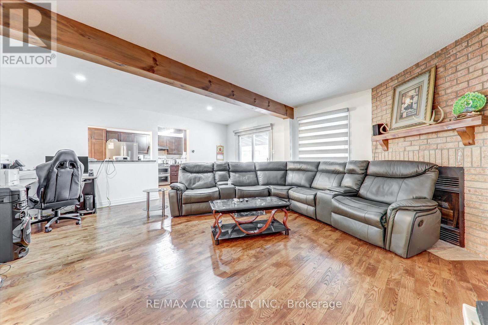 123 Sullivan Drive, Ajax (Central), Ontario  L1T 3P4 - Photo 14 - E12186978
