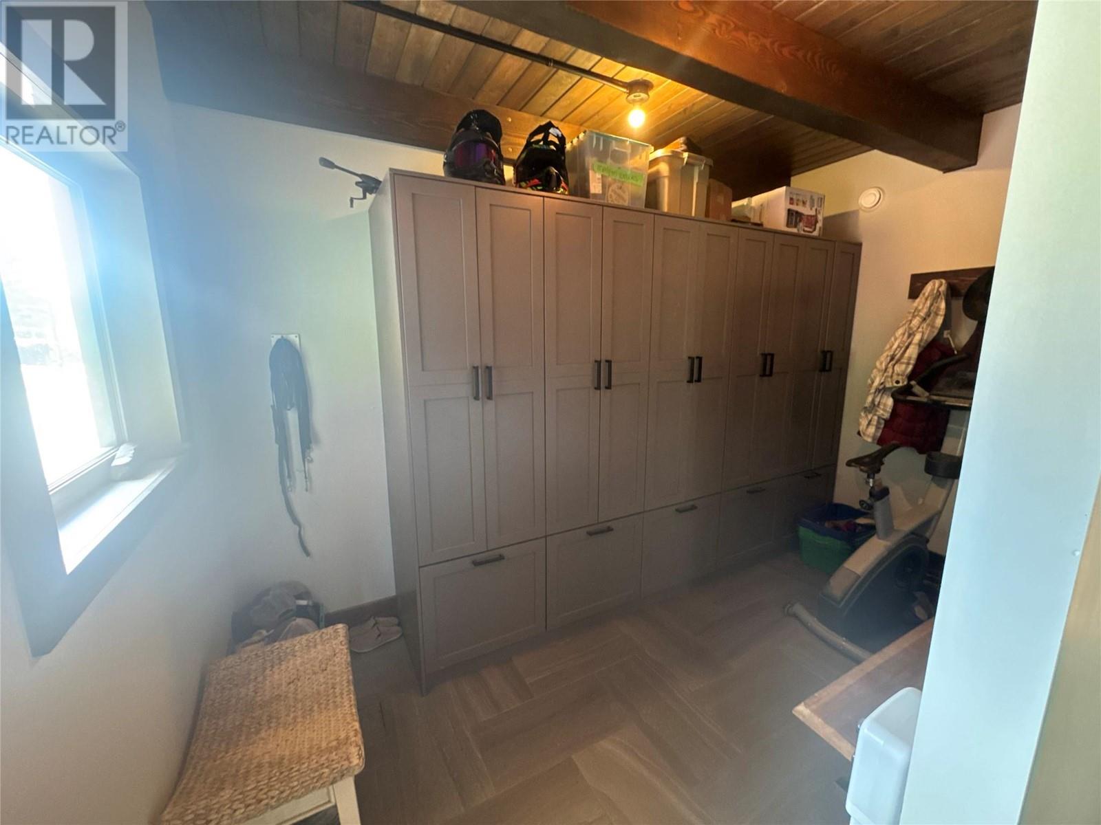 7717 Jaffray-Baynes Lake Rd Road, Jaffray, British Columbia  V0B 1T0 - Photo 5 - 10348847