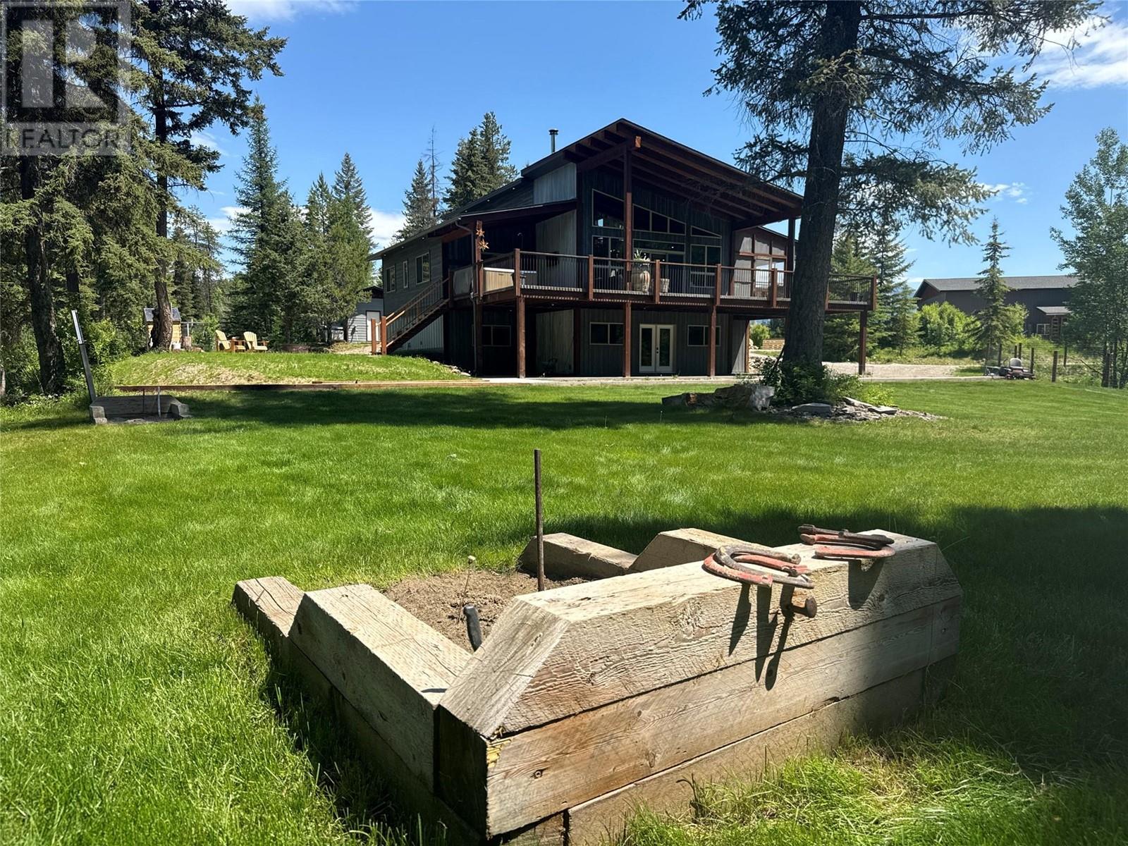 7717 JAFFRAY-BAYNES LAKE RD Road, Jaffray, BC V0B1T0