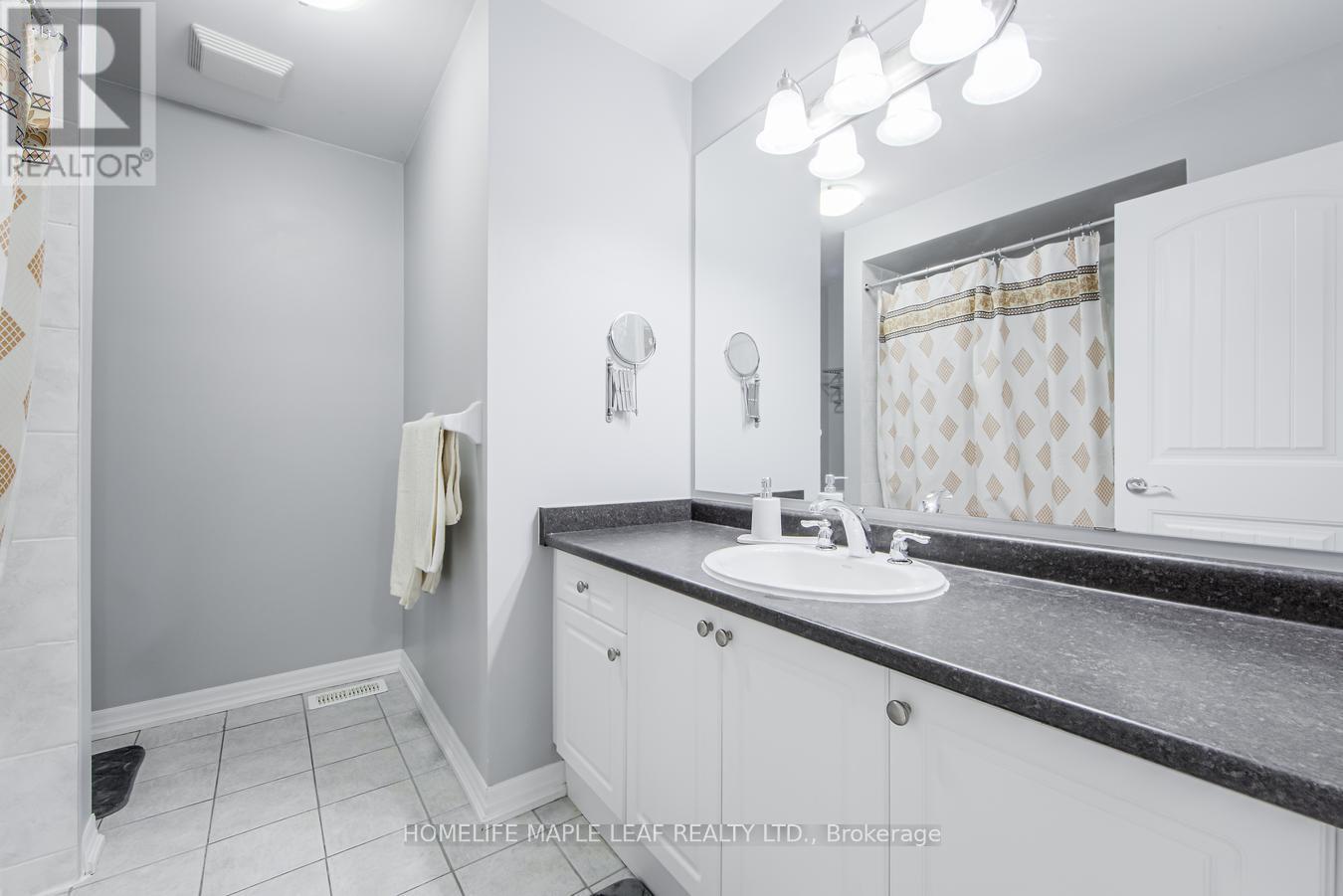 118 Kendall Drive, Milton, Ontario  L9T 0S1 - Photo 28 - W12187474