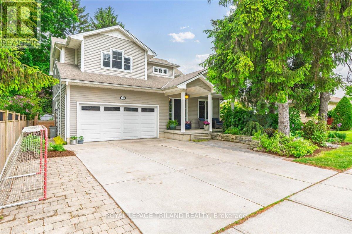 215 DERUITER DRIVE, Strathroy-Caradoc, Ontario
