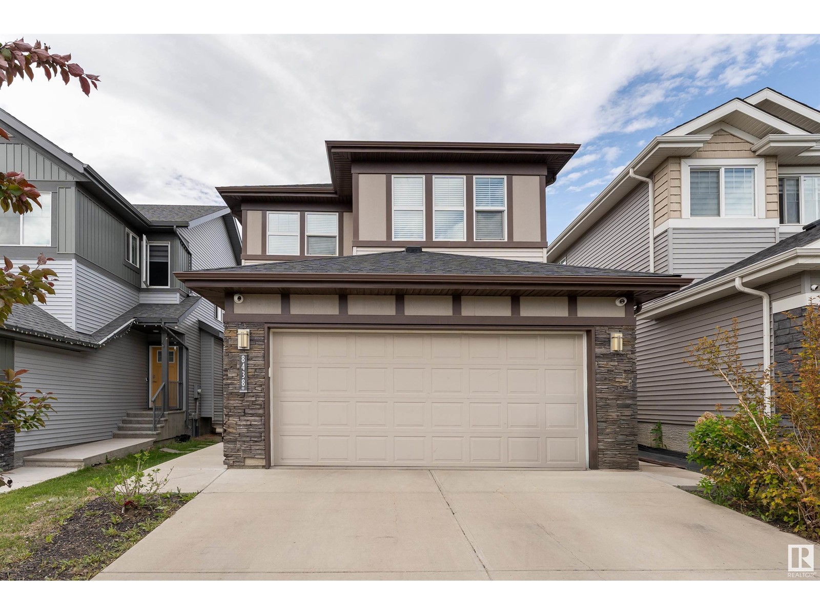 8438 Cushing Co Sw, Edmonton, Alberta  T6W 3L3 - Photo 2 - E4439846