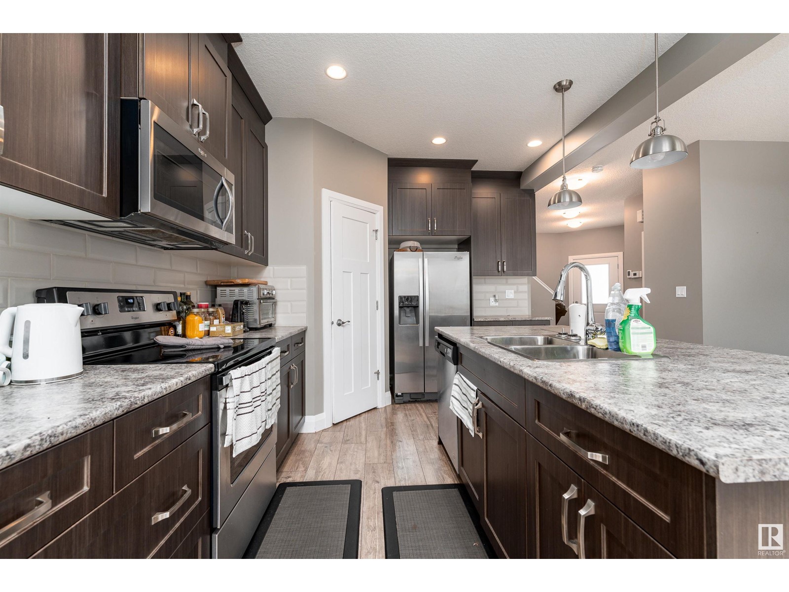 8438 Cushing Co Sw, Edmonton, Alberta  T6W 3L3 - Photo 6 - E4439846