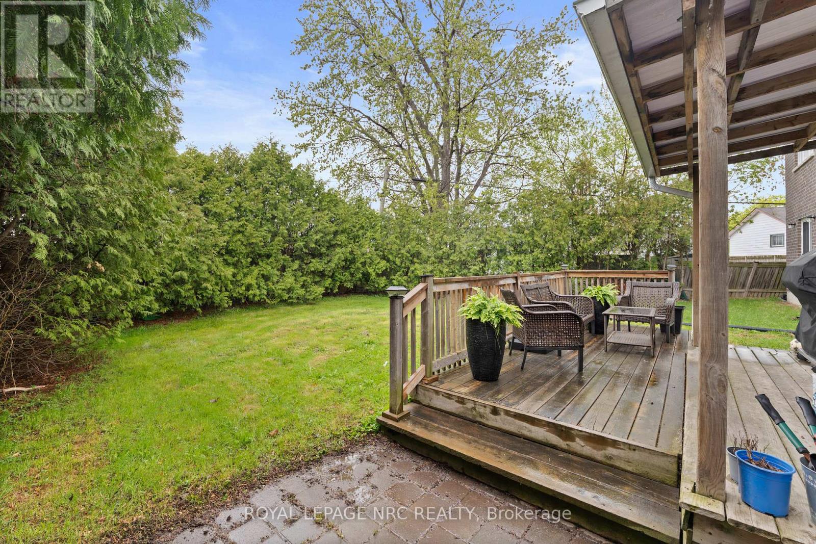 7 Lancaster Avenue, St. Catharines, Ontario  L2R 2R5 - Photo 16 - X12188532