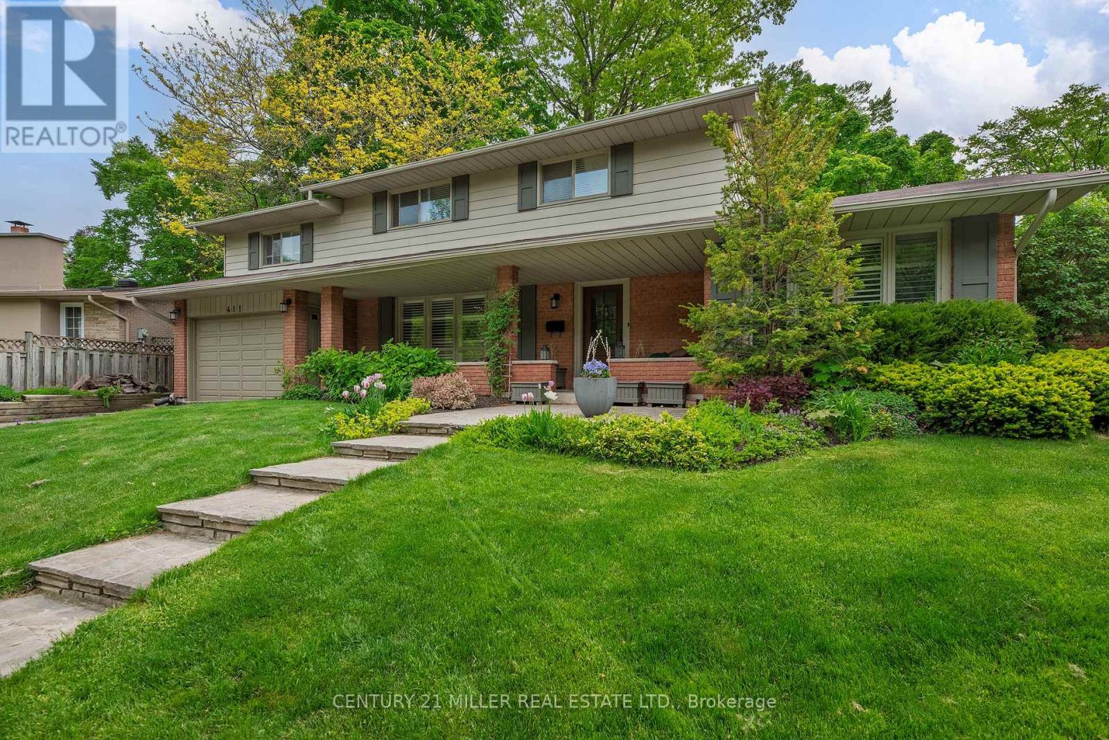 411 Canterbury Crescent, Oakville, Ontario  L6J 5K8 - Photo 1 - W12108771