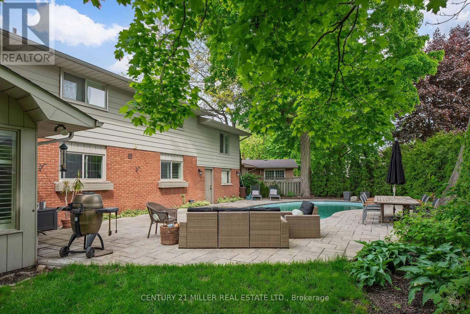 411 Canterbury Crescent, Oakville, Ontario  L6J 5K8 - Photo 35 - W12108771