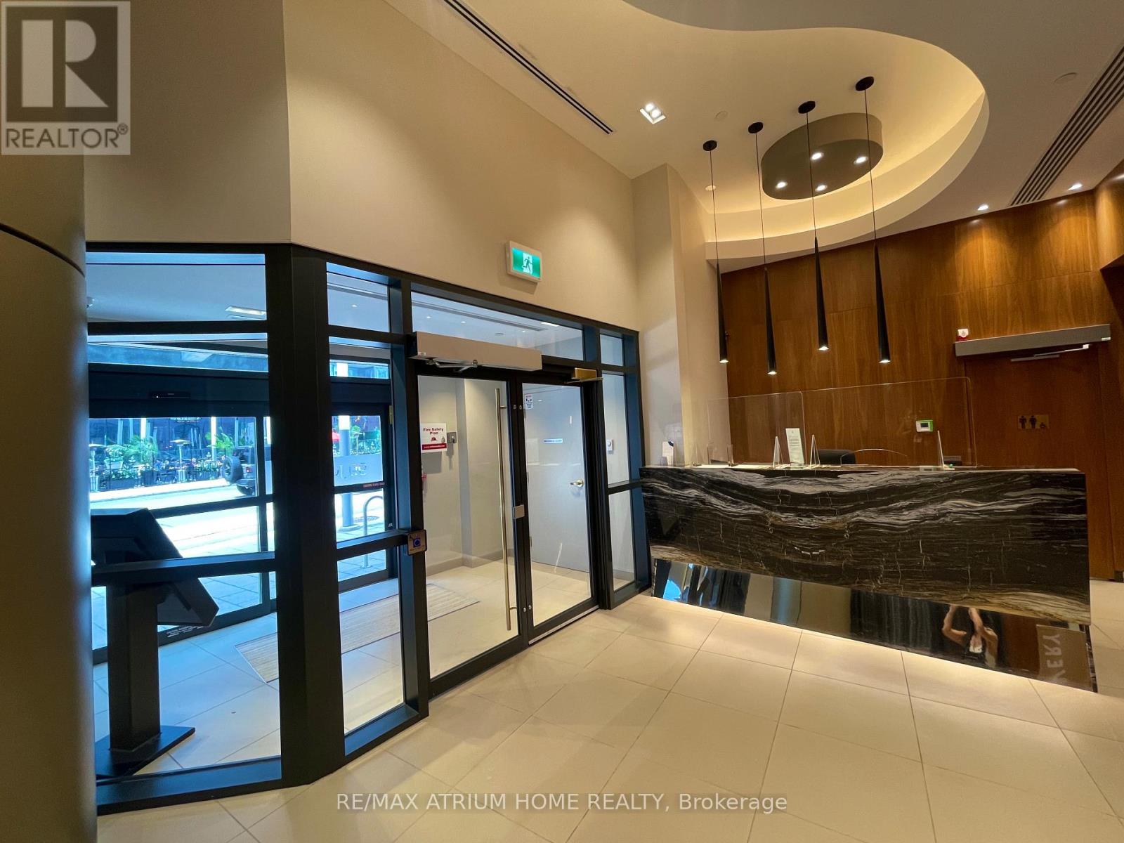 2506 - 99 John S W, Toronto, Ontario  M5V 0S6 - Photo 2 - C12188297