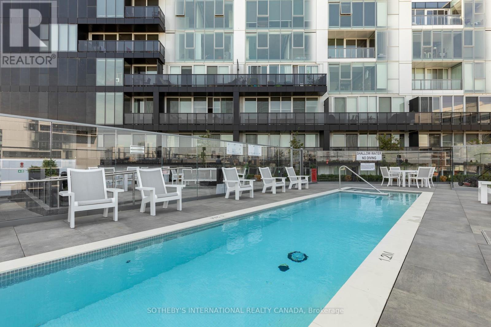 1402 - 170 Bayview Avenue, Toronto, Ontario  M5A 0M4 - Photo 34 - C12188336