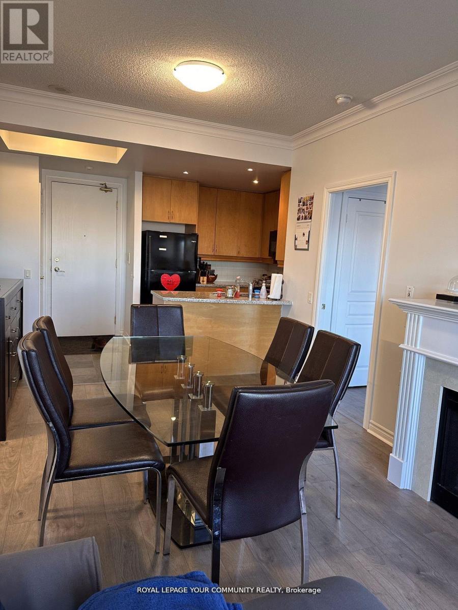 305 - 1 Glen Park Avenue, Toronto, Ontario  M6B 4M5 - Photo 5 - C12188342
