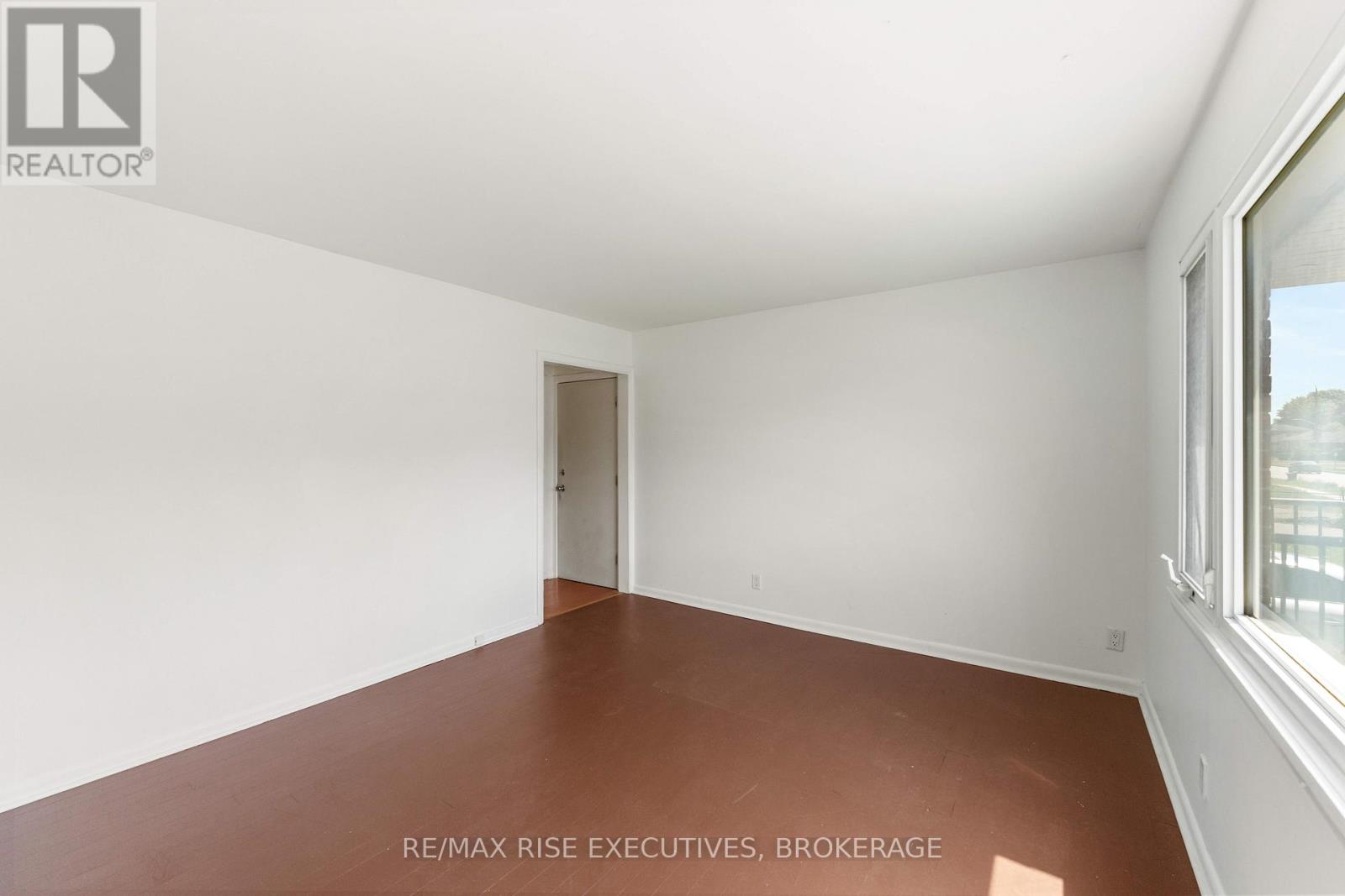 999 Portsmouth Avenue, Kingston, Ontario  K7M 1X2 - Photo 17 - X12188391