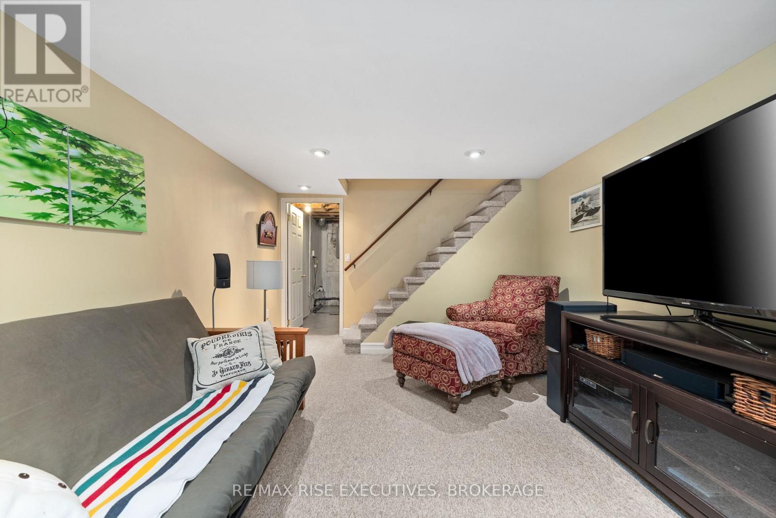 28 Lemoine Street, Belleville (Belleville Ward), Ontario  K8P 4G7 - Photo 27 - X12188582