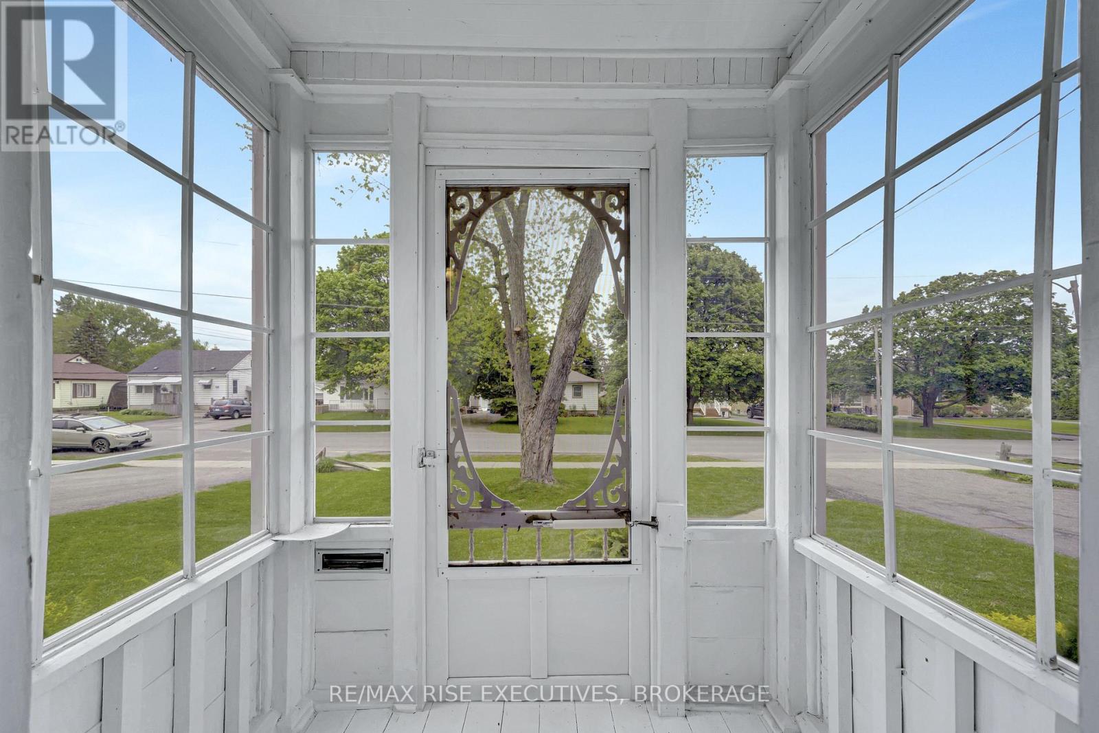 Property at 28 LEMOINE STREET image 4