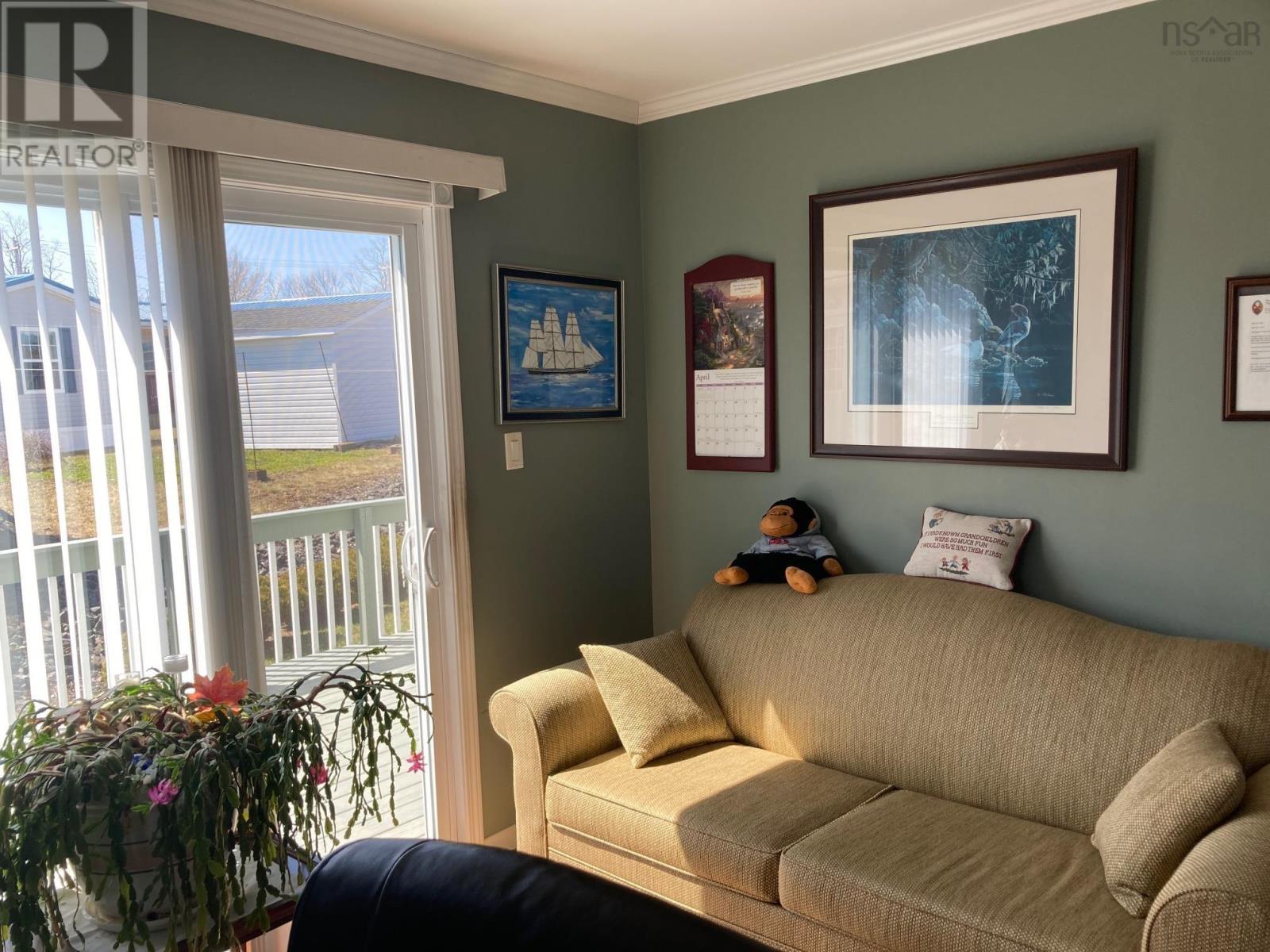 68 Sherbrooke Avenue, Lahave Heights 1, Bridgewater, Nova Scotia  B4V 4E7 - Photo 16 - 202506229