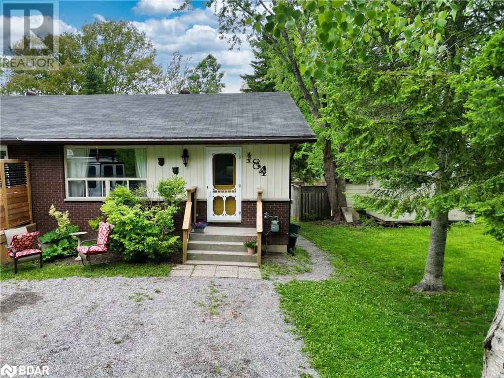 184 Fernwood Drive, Gravenhurst, Ontario  P1P 1P4 - Photo 1 - 40733563