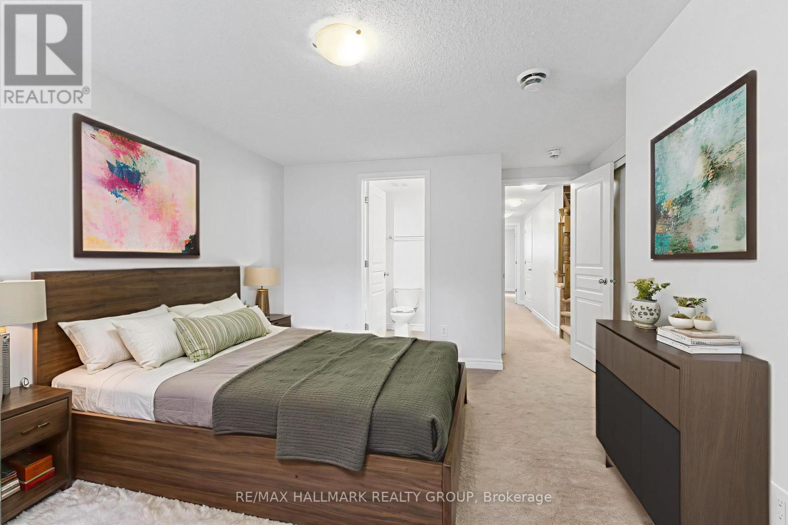 648 Danaca Private, Ottawa, Ontario  K1K 2V7 - Photo 21 - X12188445