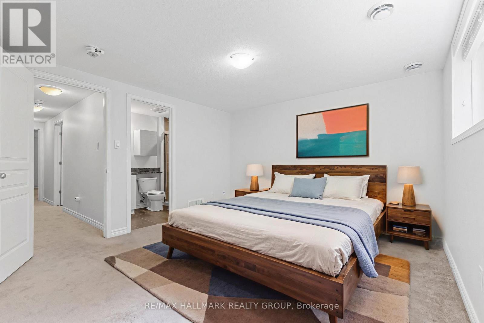 648 Danaca Private, Ottawa, Ontario  K1K 2V7 - Photo 26 - X12188445