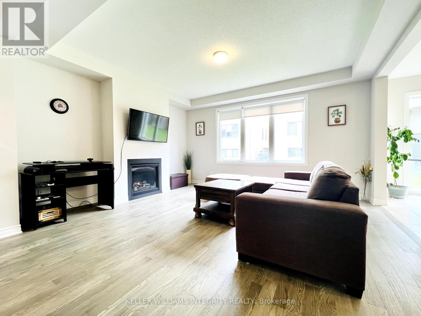 23 Racemose Street, Ottawa, Ontario  K2J 6Z8 - Photo 12 - X12188465