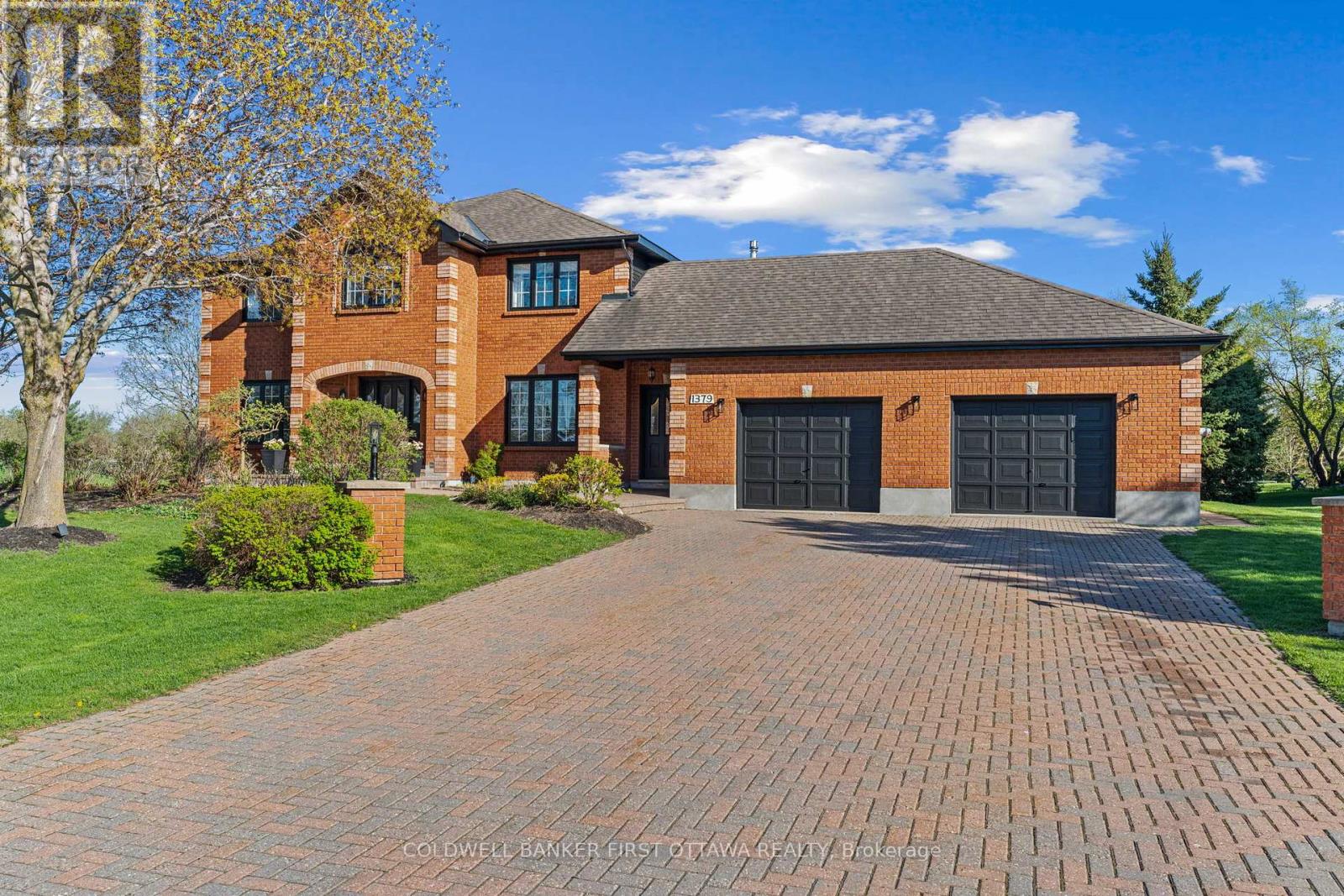 1379 Potter Drive, Ottawa, Ontario  K4M 1C3 - Photo 3 - X12188471