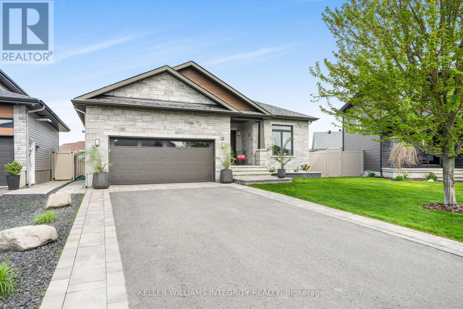 42 Granite Street, Clarence-Rockland, Ontario  K4K 0H8 - Photo 2 - X12188473
