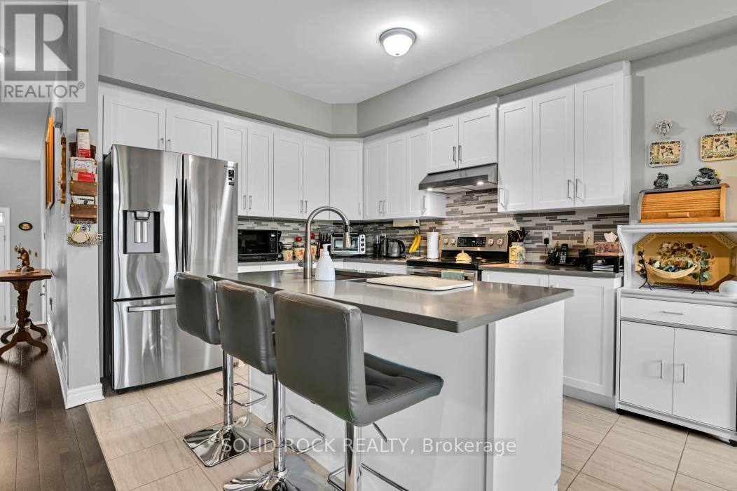 29 Mcphail Road, Carleton Place, Ontario  K7C 0P6 - Photo 10 - X12188531
