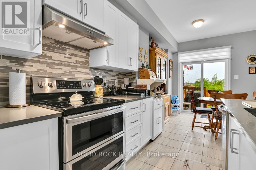 29 Mcphail Road, Carleton Place, Ontario  K7C 0P6 - Photo 11 - X12188531