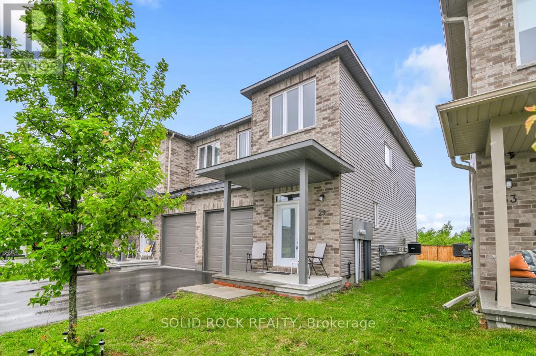 29 Mcphail Road, Carleton Place, Ontario  K7C 0P6 - Photo 3 - X12188531