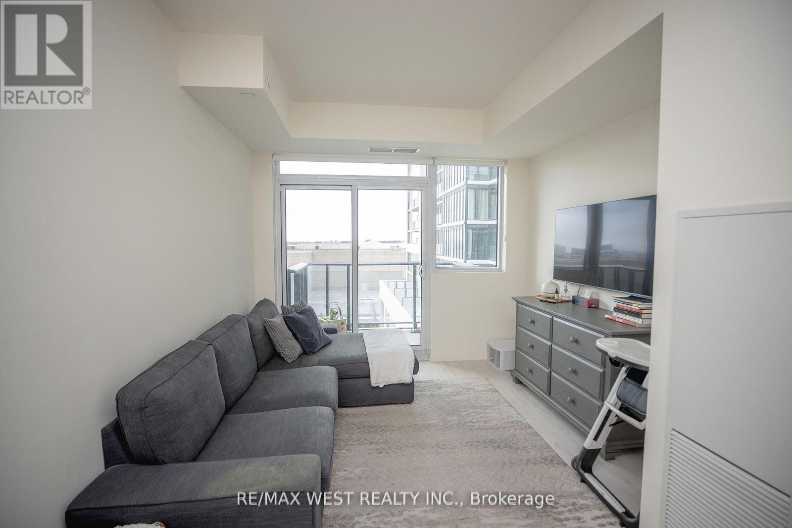 406 - 9000 Jane Street, Vaughan, Ontario  L4K 0M6 - Photo 15 - N12187499