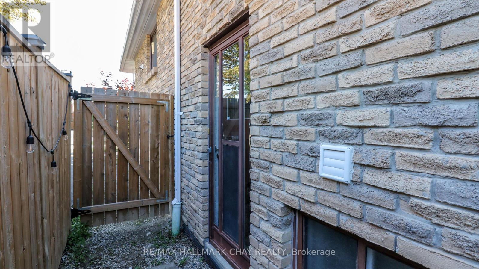 34 Martin Street, Bradford West Gwillimbury, Ontario  L3Z 1Z5 - Photo 28 - N12188327