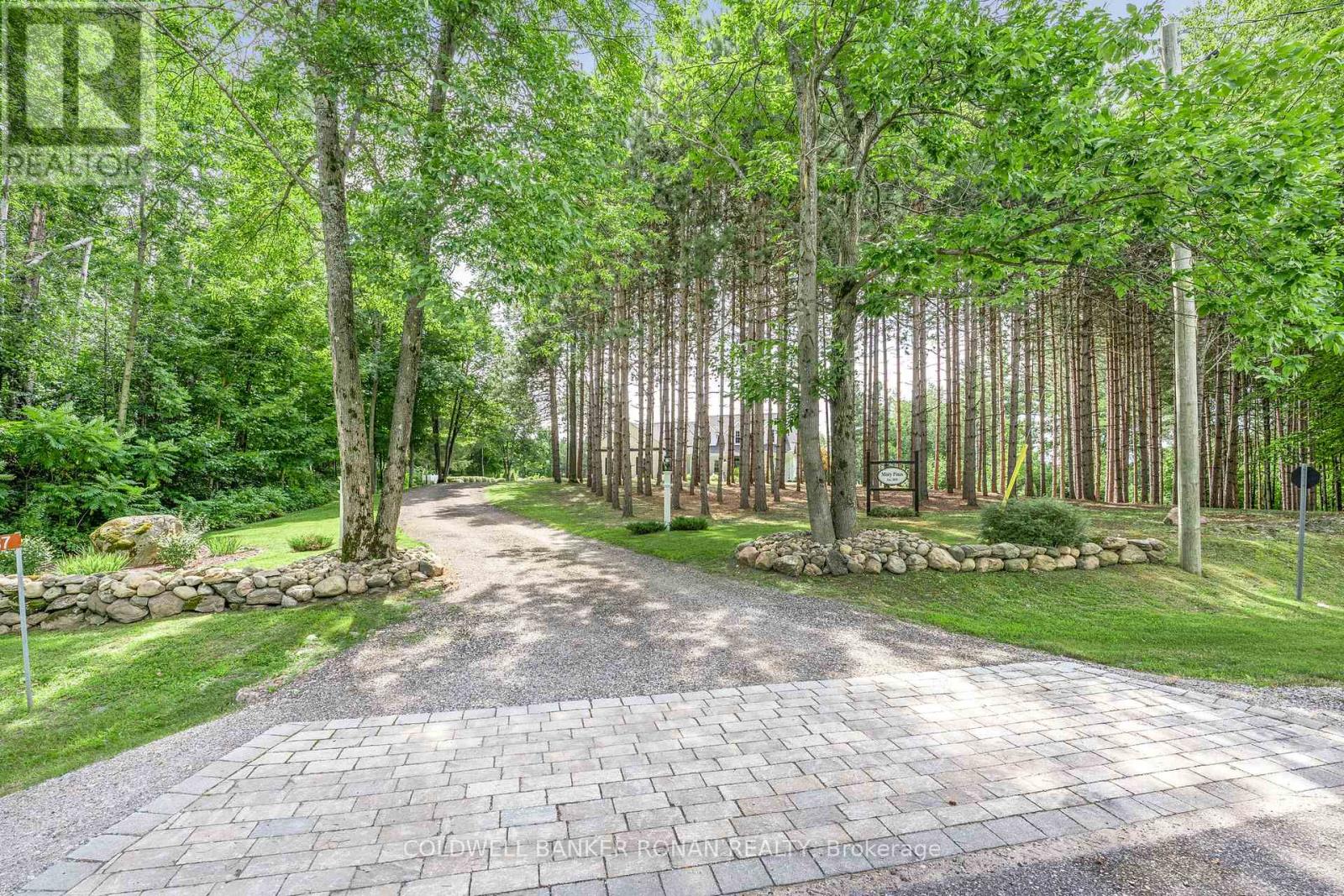 287 Dorion Road, Tiny, Ontario  L9M 0M4 - Photo 2 - S12188305