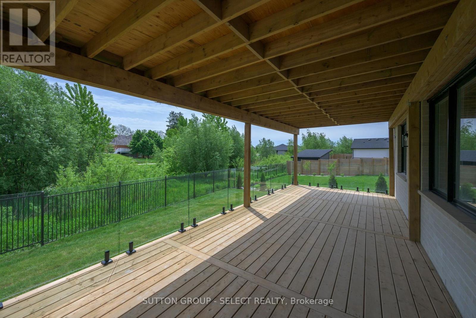 7128 Silver Creek Circle, London South (South V), Ontario  N6P 0G9 - Photo 43 - X12163960