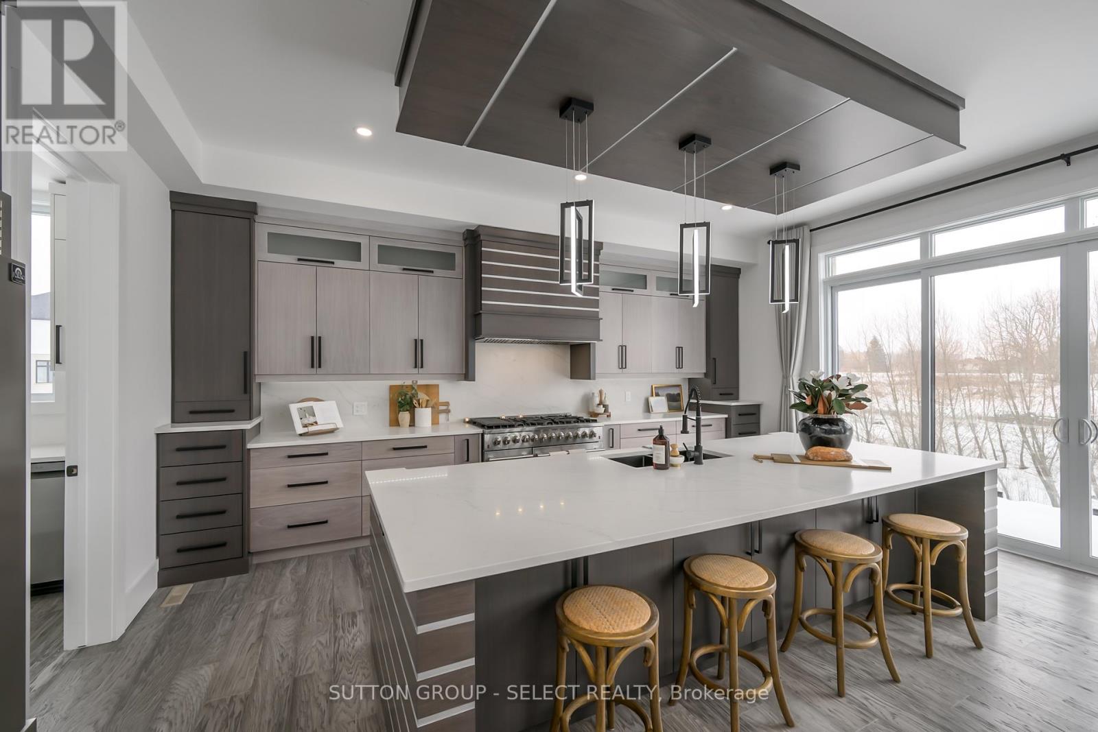 7128 Silver Creek Circle, London South (South V), Ontario  N6P 0G9 - Photo 12 - X12163960