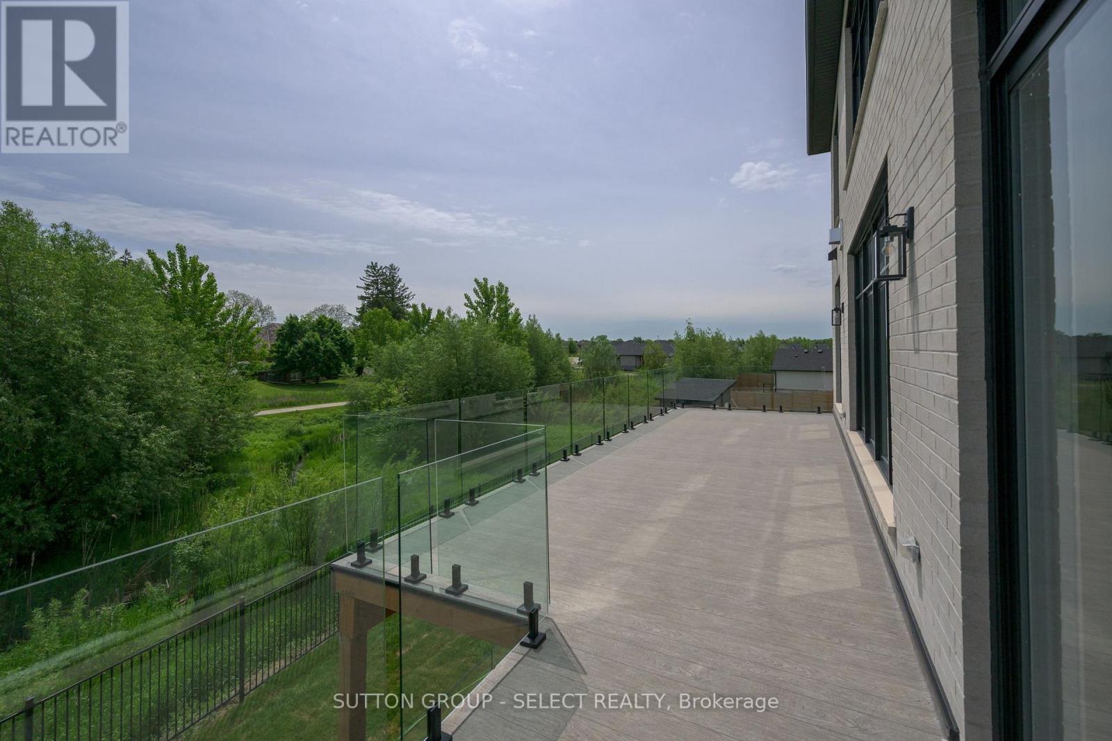 7128 Silver Creek Circle, London South (South V), Ontario  N6P 0G9 - Photo 48 - X12163960