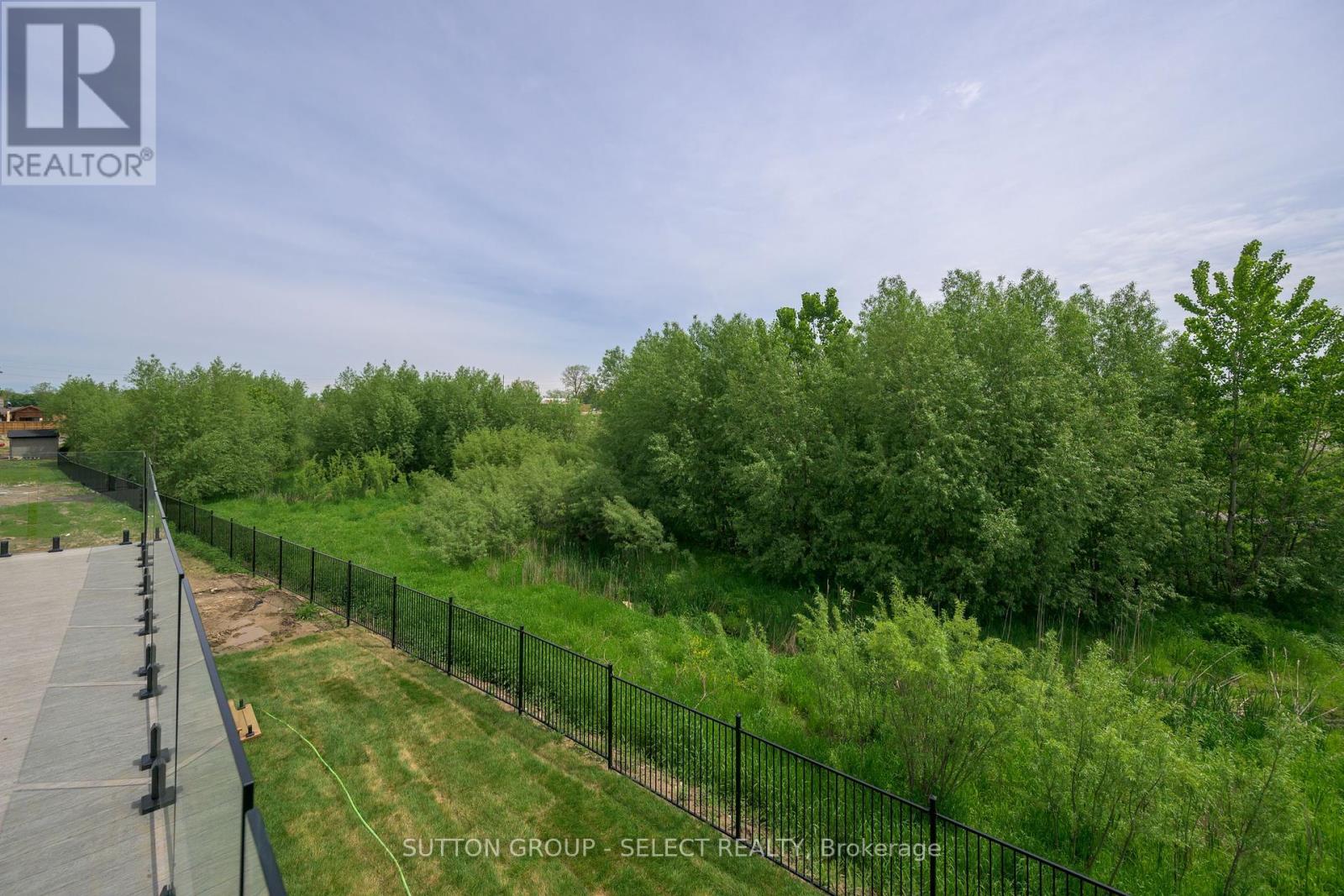 7128 Silver Creek Circle, London South (South V), Ontario  N6P 0G9 - Photo 49 - X12163960