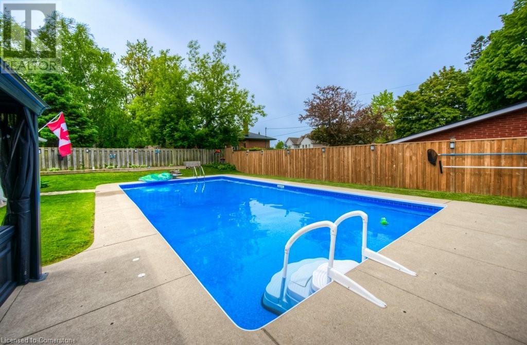 18 Renwick Avenue, Cambridge, Ontario  N3C 2T6 - Photo 21 - 40733067