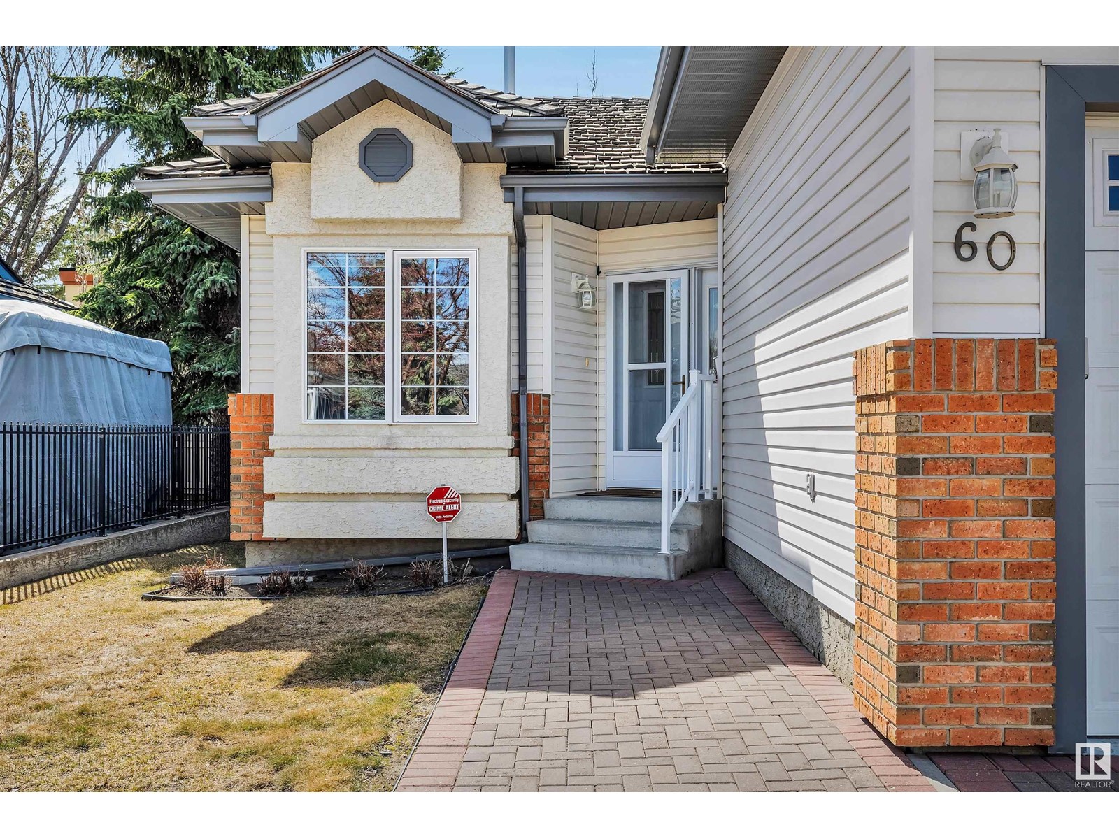 Property at #60 10 BLACKBURN DR W SW image 3