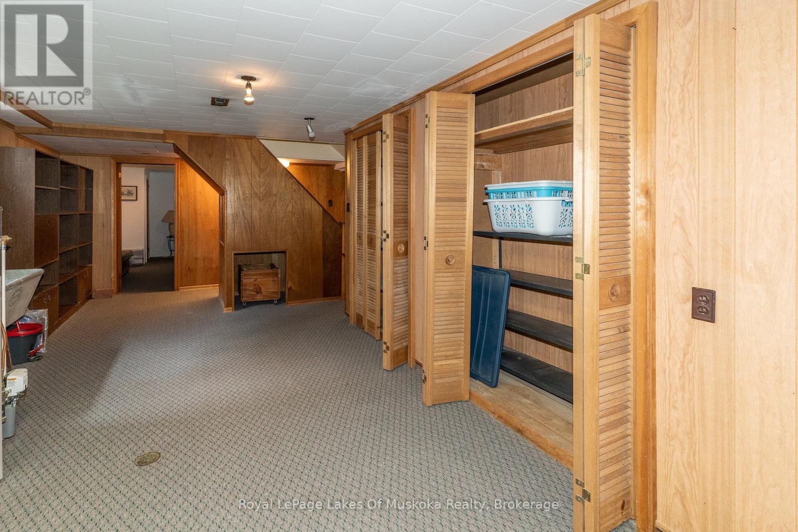 555 Sarah Street N, Gravenhurst, Ontario  P1P 1E9 - Photo 35 - X12188398