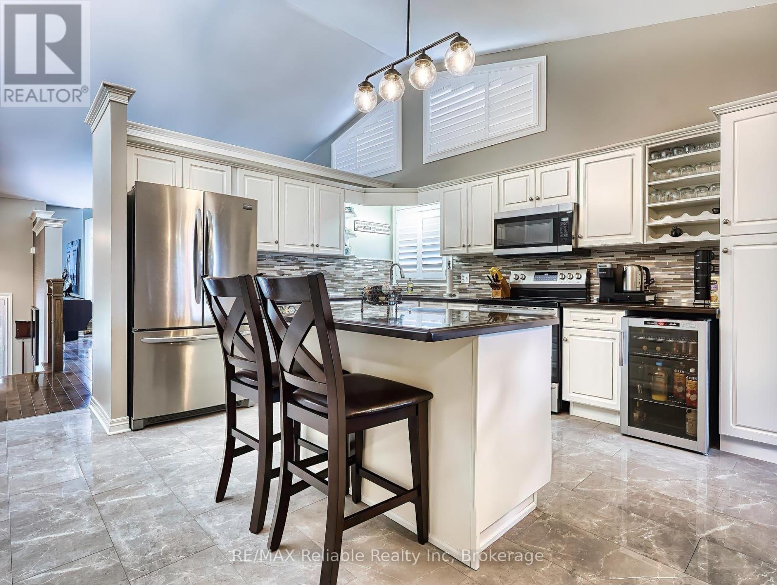 3 Montrose Street, St. Catharines, Ontario  L2S 4A6 - Photo 10 - X12188401