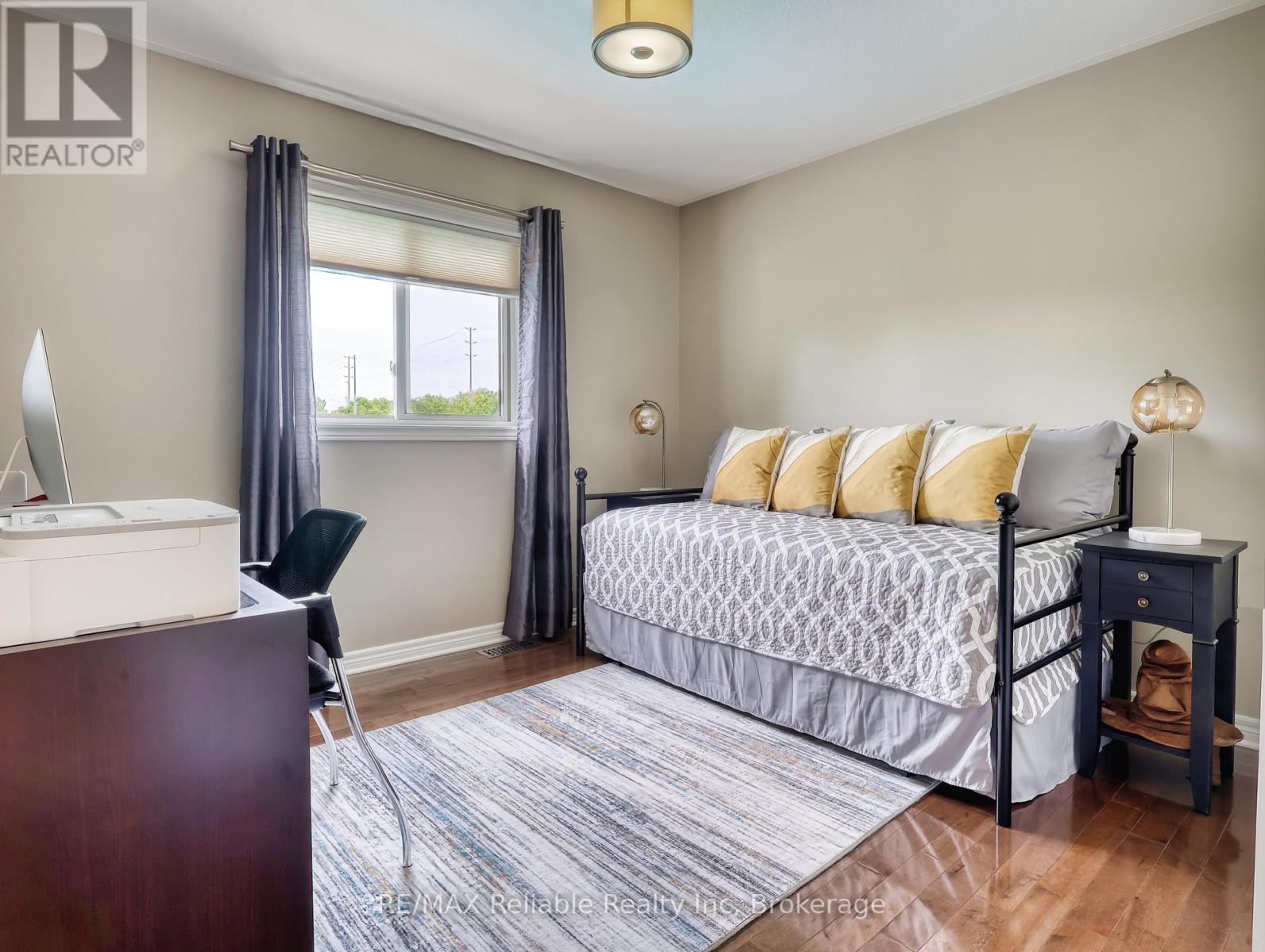 3 Montrose Street, St. Catharines, Ontario  L2S 4A6 - Photo 15 - X12188401