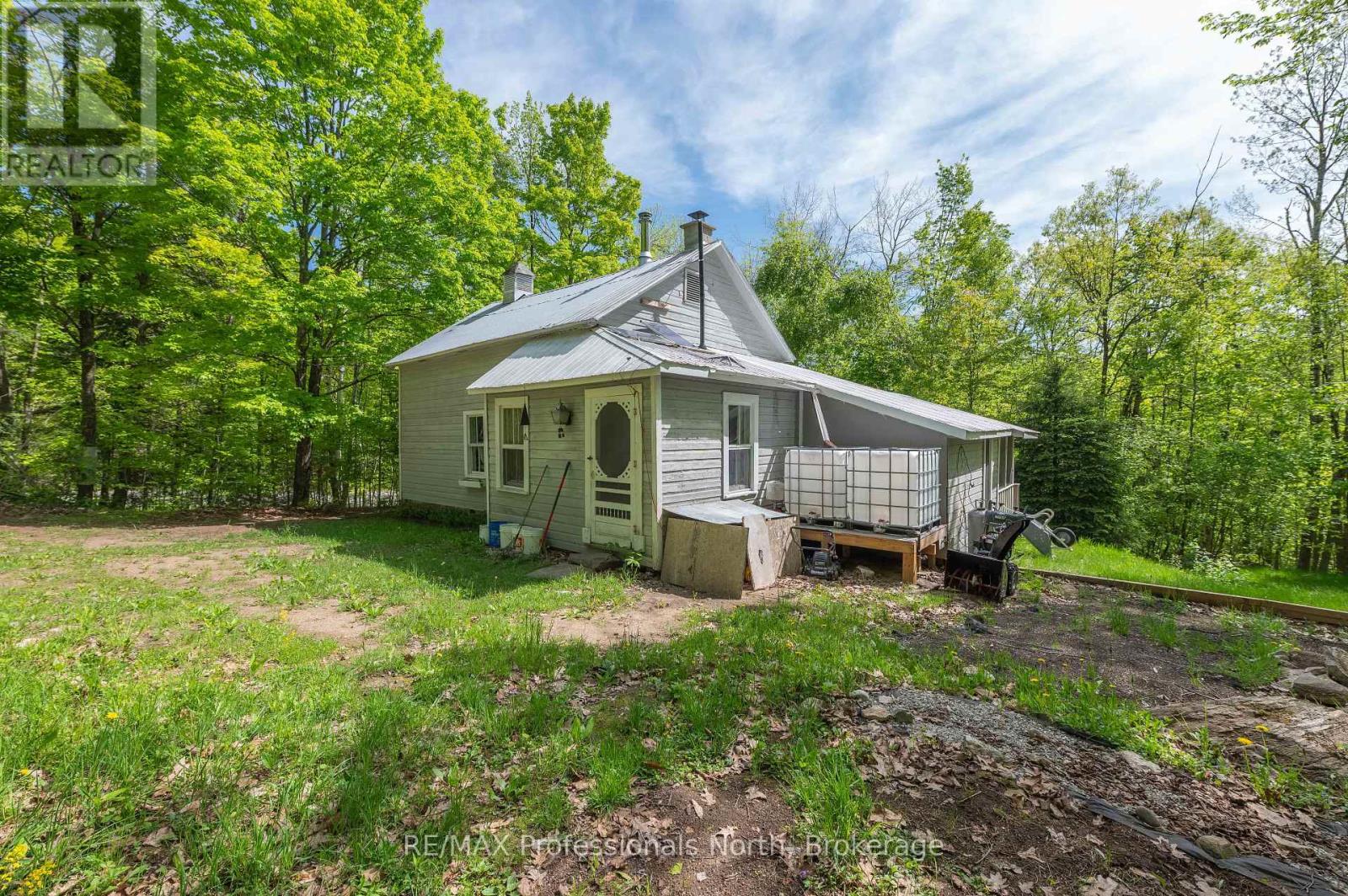 1005 LEARNERS LANE, Minden Hills, Ontario
