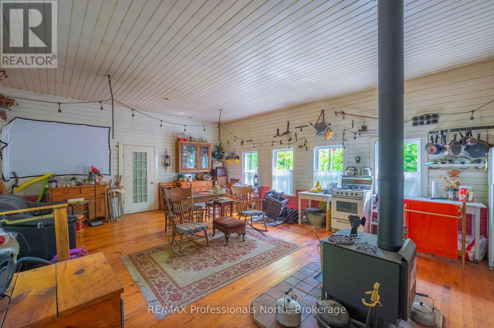 1005 Learners Lane, Minden Hills, Ontario  K0M 2K0 - Photo 12 - X12188433
