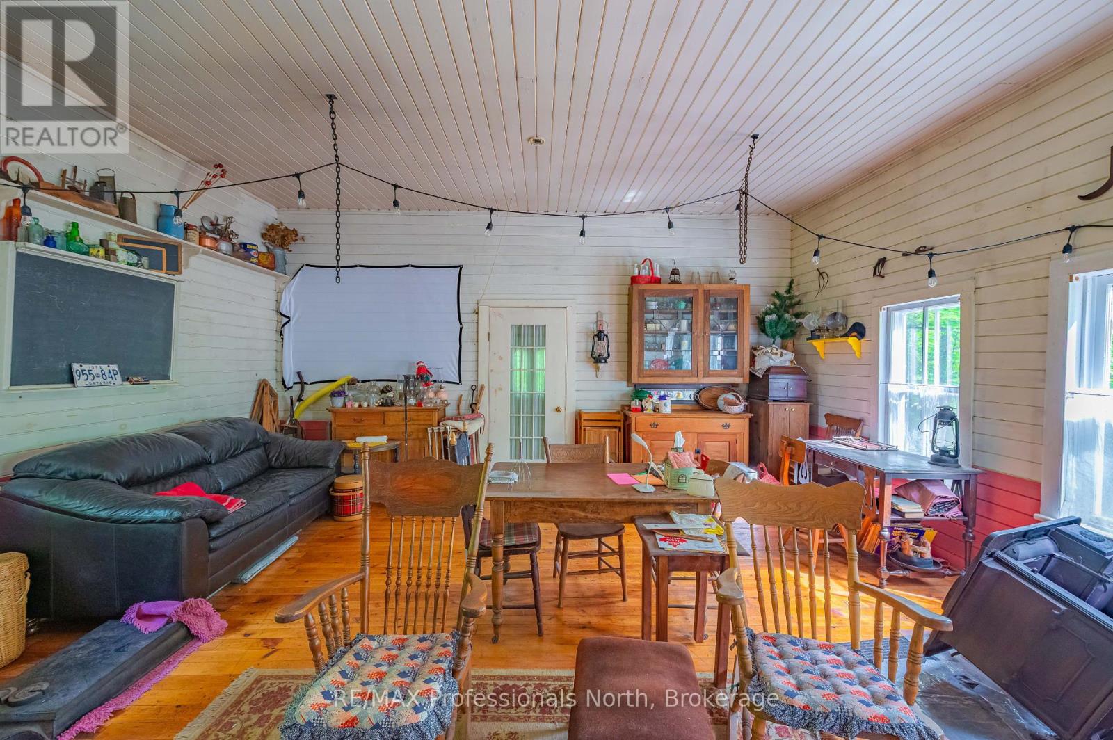 1005 Learners Lane, Minden Hills (Lutterworth), Ontario  K0M 2K0 - Photo 9 - X12188433