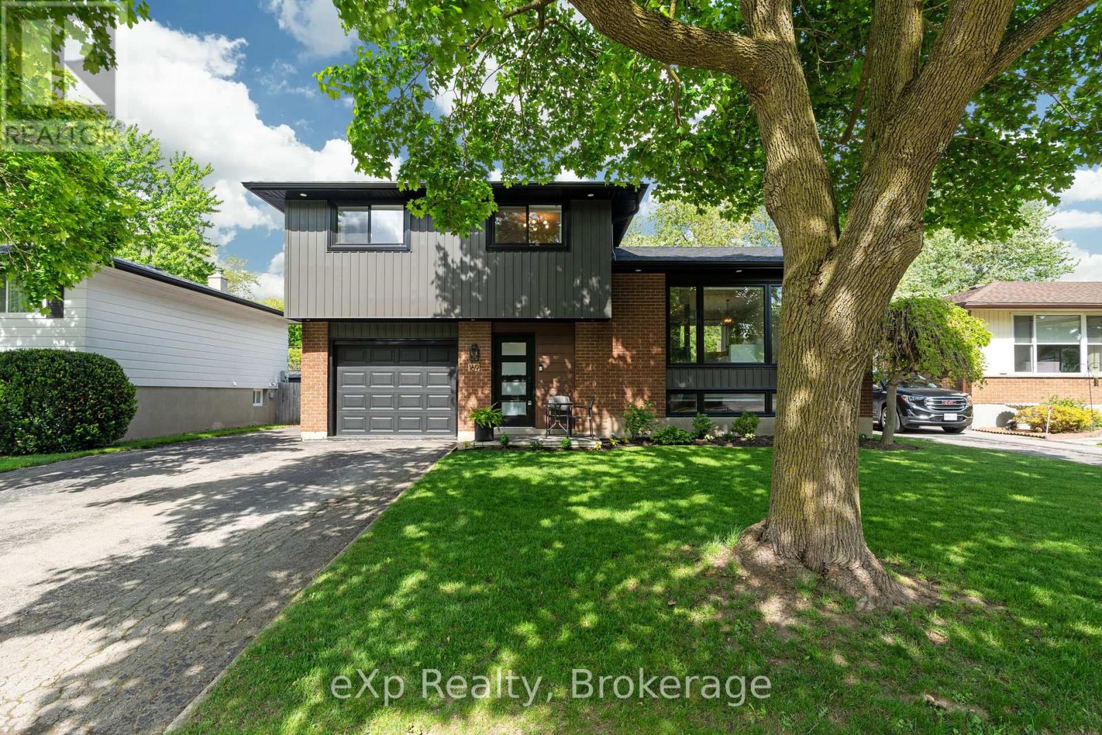 169 Mowat Street, Stratford, Ontario  N5A 2C2 - Photo 4 - X12188456