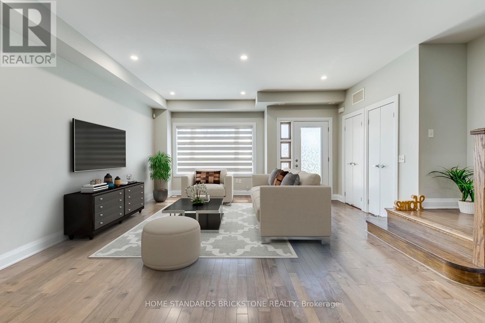 Th18 - 2460 Prince Michael Drive, Oakville (Jc Joshua Creek), Ontario  L6H 0G9 - Photo 2 - W12188359